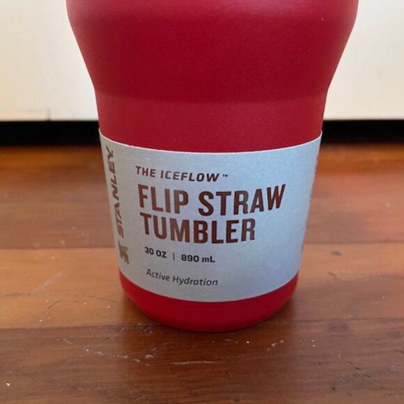 NEW Stanley Water Bottle COLD Tea Iceflow Flip Straw Tumbler Red 30 Oz - Picture 3 of 14